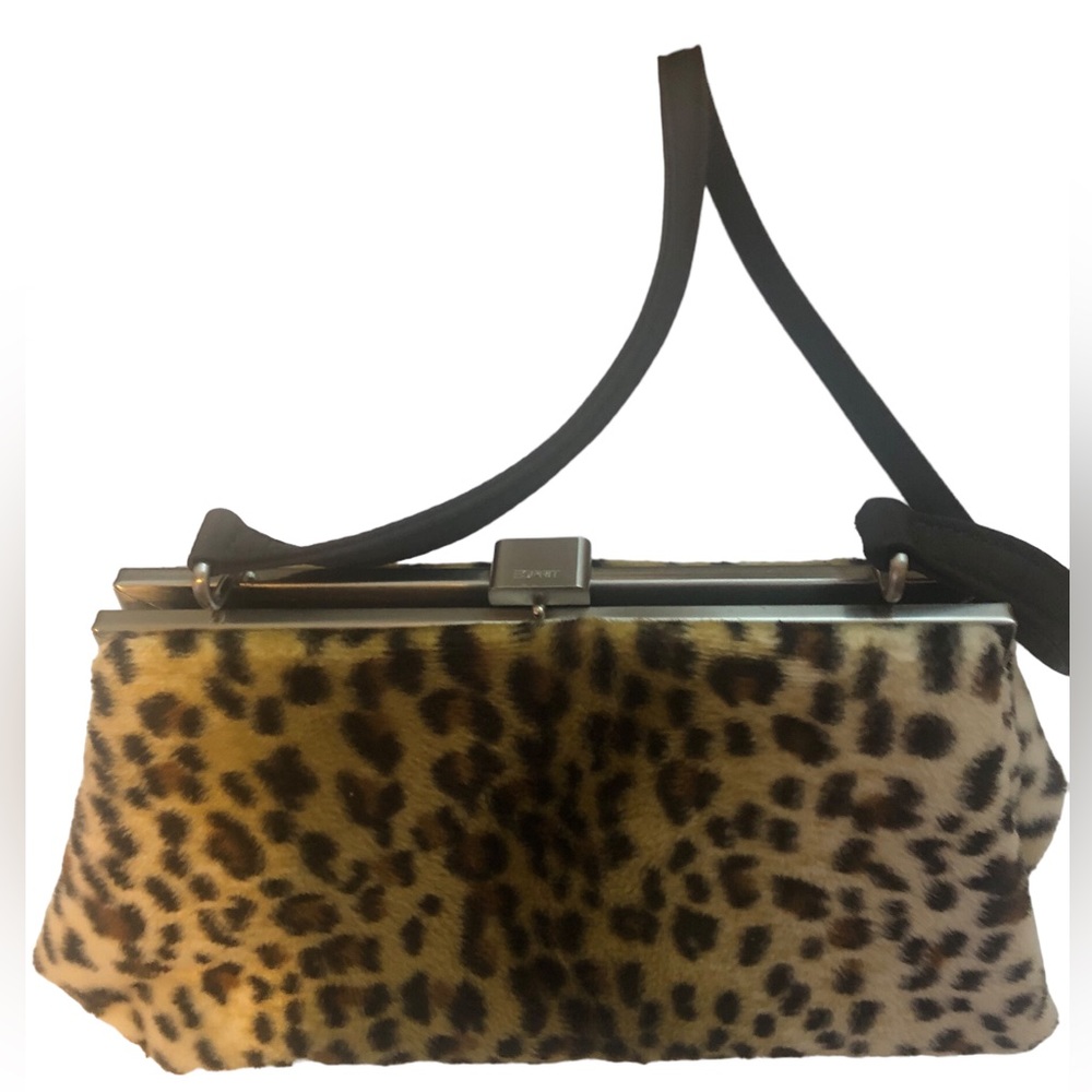 Vintage Espirt Animal Print purse. Snap close.